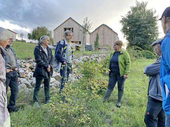 Fachwarteschulung zu Wildobst am LOGL-Zentrum