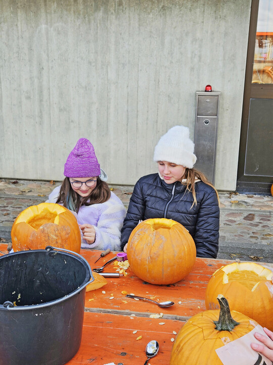 Krbisschnitzen beim OGV Hfingen