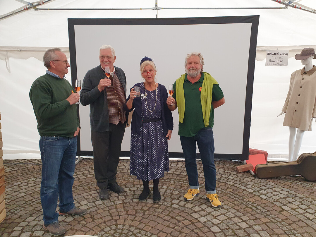 Ulrich Schroefel, August Kottmann, Friedel Kehrer und Ralf Michael Rckel (v.l.n.r.) sorgten fr gute Stimmung whrend der Vereinsgrndung