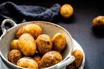 Die Kartoffel ist vom deutschen Speiseplan nicht wegzudenken. Als echter Star in der gesunden Küche punktet sie mit vielen wertvollen Inhaltstoffen