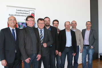 (v.l.) Prsident Franz Josef Mller, Vizeprsidenten Hartwig Roth und Walter Sllner, Clemens Gugel, Bernd Sprissler, Bernhard Katzenmaier, Wendelin Obrecht, Martin Krner (auf dem Bild fehlen Karl-Otto Jck und Hubert Lehle)