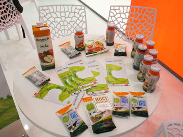 Auf der jngst in Kln veranstalteten Anuga wurden die Kommunikations- und Werbeaktionen fr die Herbstprodukte gemeinsam mit einem Lagebericht zum Biomarkt im Allgemeinen und zum Saisonstart fr pfel, Tafeltrauben, Birnen und Kiwis prsentiert.