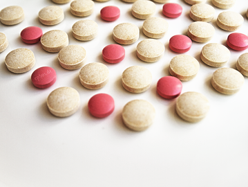 Nahrungsergnzungsmittel, die 1,3-Dimethylbutylamin (DMBA) enthalten, knnen unerwnschte Nebenwirkungen haben und drfen in Deutschland nicht verkauft werden.