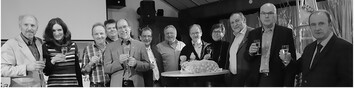 Freuen sich ber die gute Arbeit: 1. Vorsitzender Eberhard Lohner (r.), Stellvertreter Herbert Beiter (l.), Berater Markus Zehnder (5.v.l.), Kreisverbandsvorsitzender Christian Kugler (3.v.r.) und LOGL-Vertreter Hans Weber (6.v.l.)