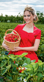 Anne Obrecht ist die erste Erdbeerkönigin Baden-Württembergs. Sie wurde im Mai 2019 für das neue Amt ausgewählt.