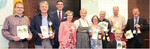 Die Gewinner der Produktprämierung mit Staatssekretärin Friedlinde Gurr-Hirsch (5.v.l.), Martina Hörmann vom Orga-Team (4.v.l.) und Dr. Christian Sußner, Landratsamt Ludwigsburg (3.v.l.).