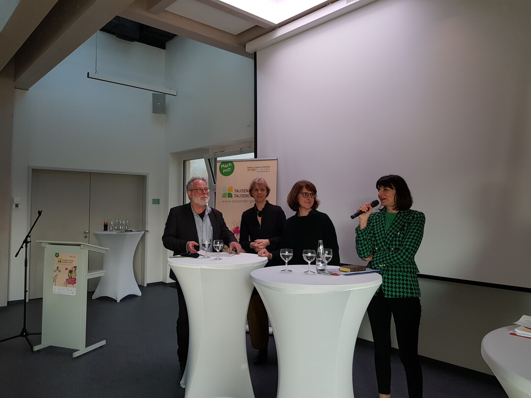 Götz Stehr, DGG-Vizepräsident, Andrea Zwingelberg, BWV zu Köpenick, Iris Bechtold, Amtsleiterin der Umwelt- und Naturschutzbehörde des Bezirks Treptow-Köpenick zu Berlin, Britta Behrendt, Staatssekretärin für Klimaschutz und Umwelt Berlin