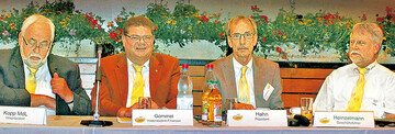 Die LOGLVizeprsidenten Gnter Stolz, Ernst Kopp und Roland Gommel, LOGLPrsident Erhard Hahn und LOGLGeschftsfhrer Rolf Heinzelmann (v.l.n.r.)..